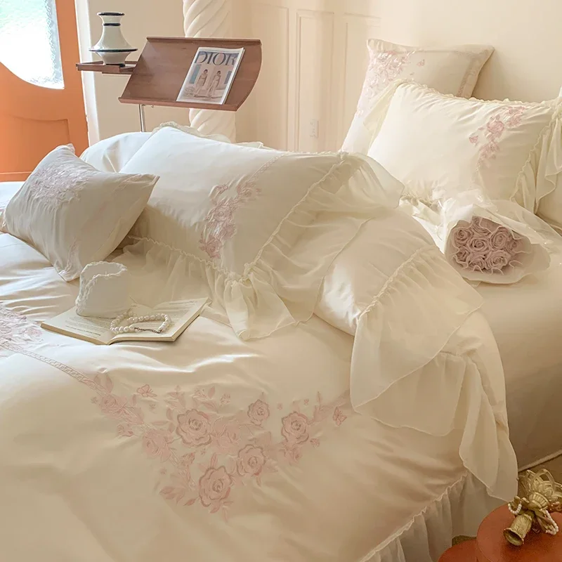 4Pcs Flowers Embroidery Lace Ruffles Princess Wedding Bedding Set Egyptian Cotton Duvet Cover Bed Sheet/Fitted Sheet Pillowcases