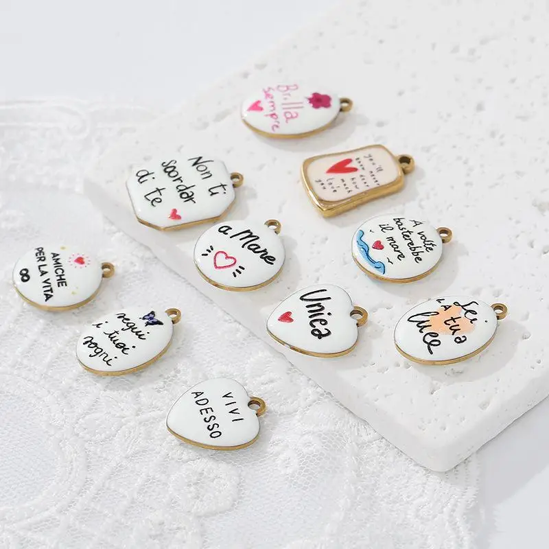 2 Stück Emaille-Anhänger mit doppelseitigem italienischem Wortspruch, vergoldet, geometrisch, aus 304 Edelstahl, für DIY-Schmuck, Großhandel – Detail 4