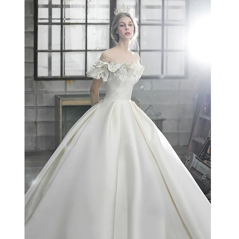 One 87 shoulder satin main wedding dress 2024 new high-end trailing light simple retro evening dress