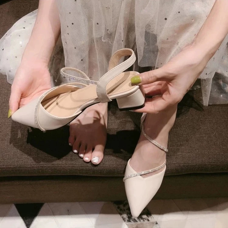 Elegant Fairy Tale mid Heel Sandals Women's Summer 2026 Fashion Trendy Pointed Toe Chunky Heel Versatile Open Toe Shoes