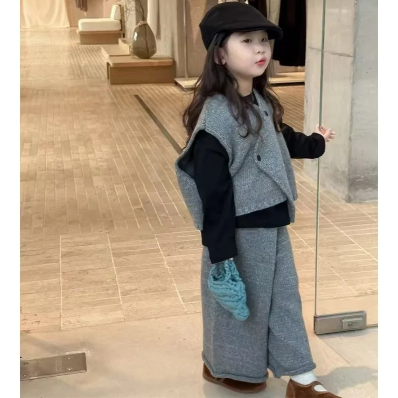 

Spring and Autumn New Children's Clothing Korean Edition Girls' Fashion Casual Knitted Tank Top Wide Leg Pants Two Piece Set