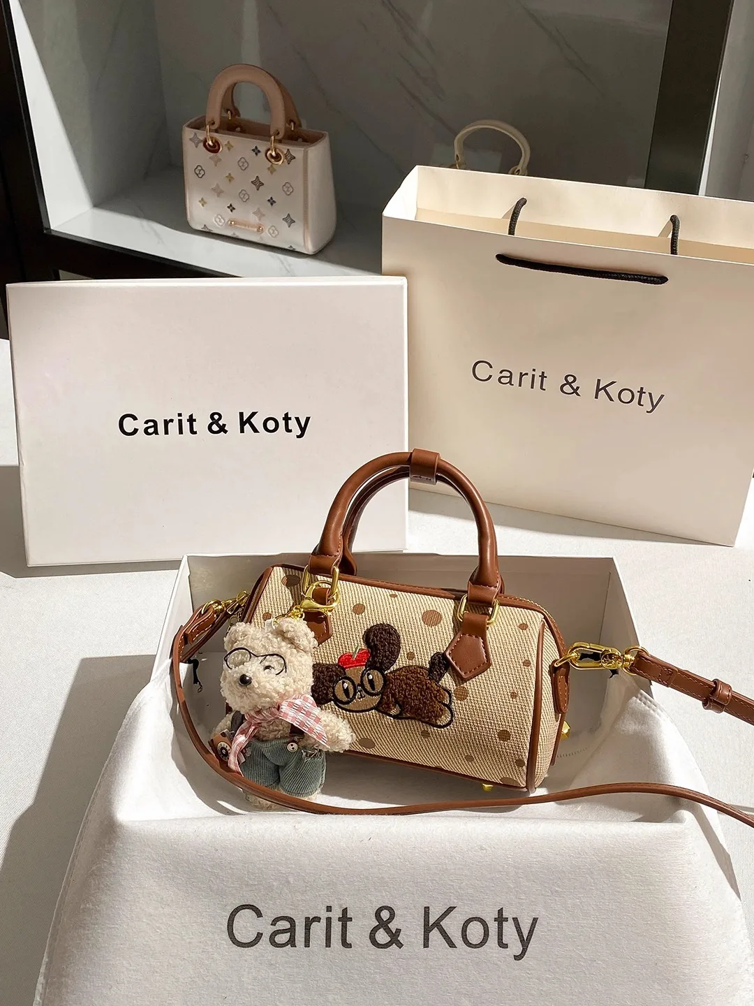 

Birthday Gift Polka Dot Boston Bag Pillow ape Faionable Women's Handbag Carit Ko New 2025 Soft PU Leather oulder Bag