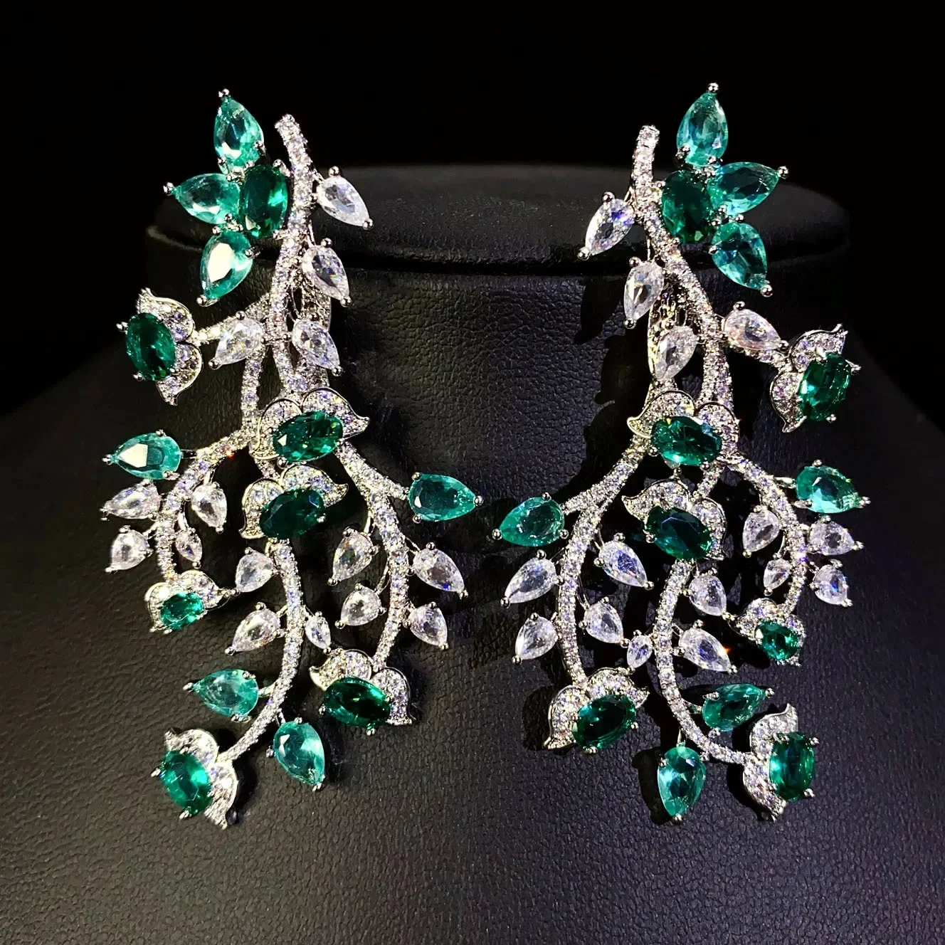 Detachable Vine Flower Drop Earrings 2 Wearing Styles Inlaid Emerald Green Zircon Women Sparkling Statement Evening Earrings