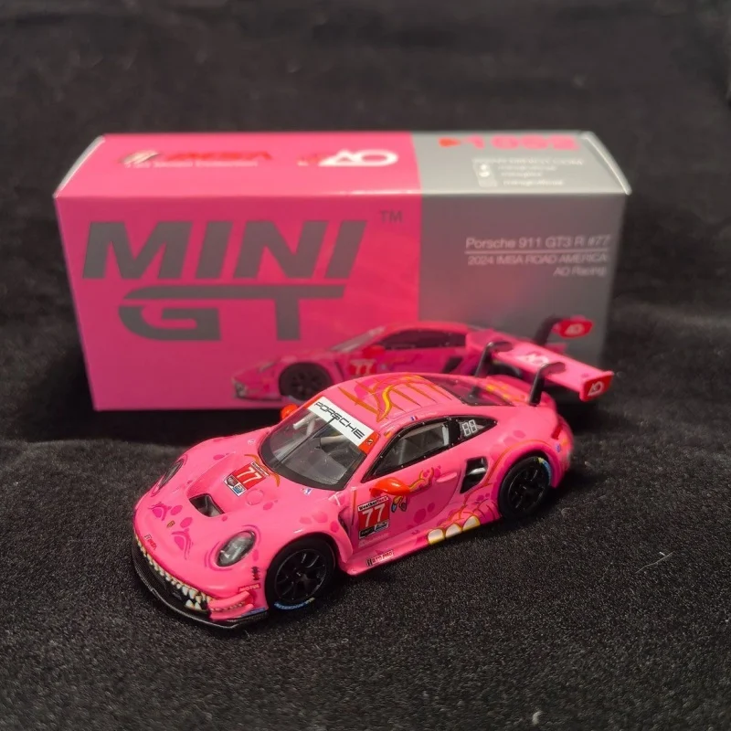 

В наличии: Миниатюрная модель автомобиля Porsche 911 GT3 R 77 Rexy Roxy (1:64) из сплава, литая под давлением. Доставка немедленно. Подарки, игрушки.