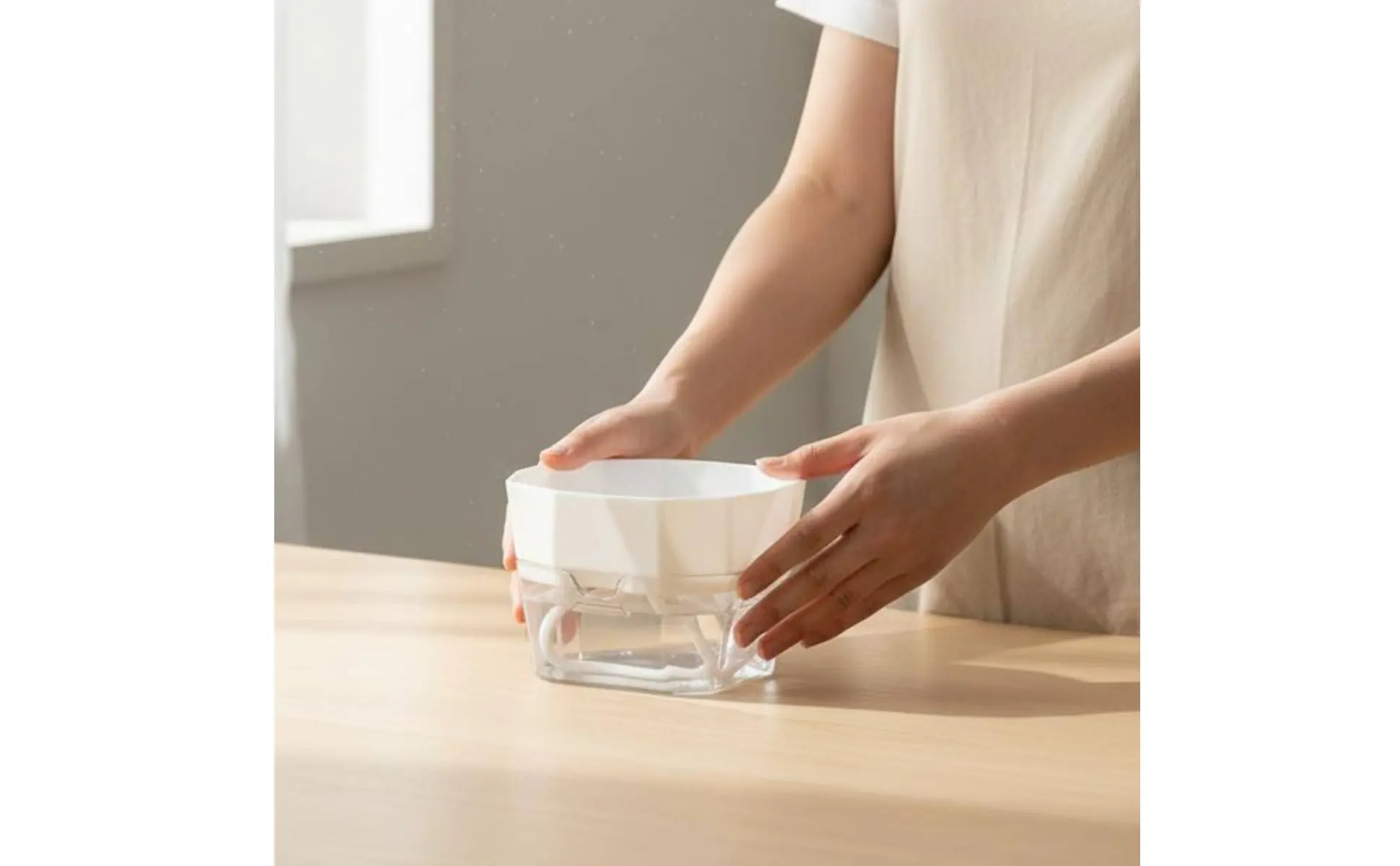 Hydroponic Bulb Vase 2-Tier Design Bulb Forcing Pot Automatic-Watering Planter Transparent Base Flower Pot for Plant Lovers Hydroponic Bulb Vase 2-Tier Design Bulb Forcing Pot Automatic-Watering Planter Transparent Base Flower Pot for Plant Lovers