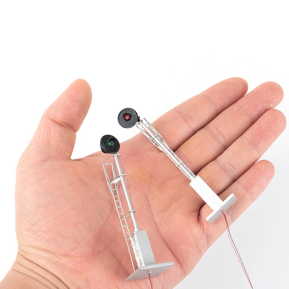 HO مقياس نموذج السكك الحديدية ثلاثي أضواء كتلة الكشاف إشارة غرامة صنع المعادن 1 الأهداف المتضادة الضوء الأخضر/الأحمر