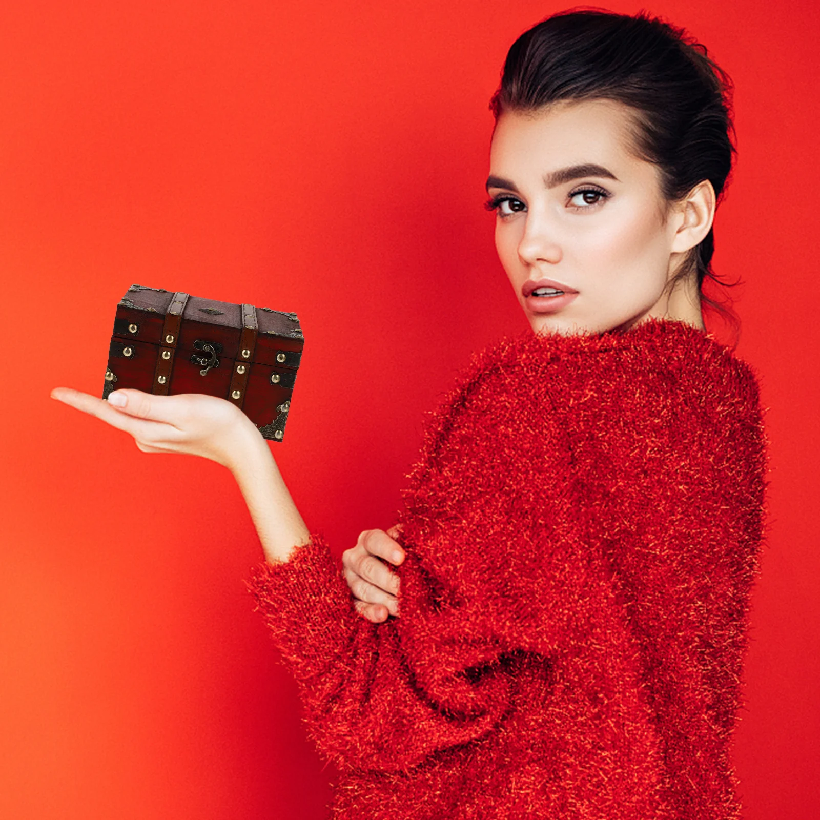 

Retro Wooden Square Storage Box Premium Solid Wood Desktop Organizer Jewelry Case Delicate Chic Organizer for Essential Oil