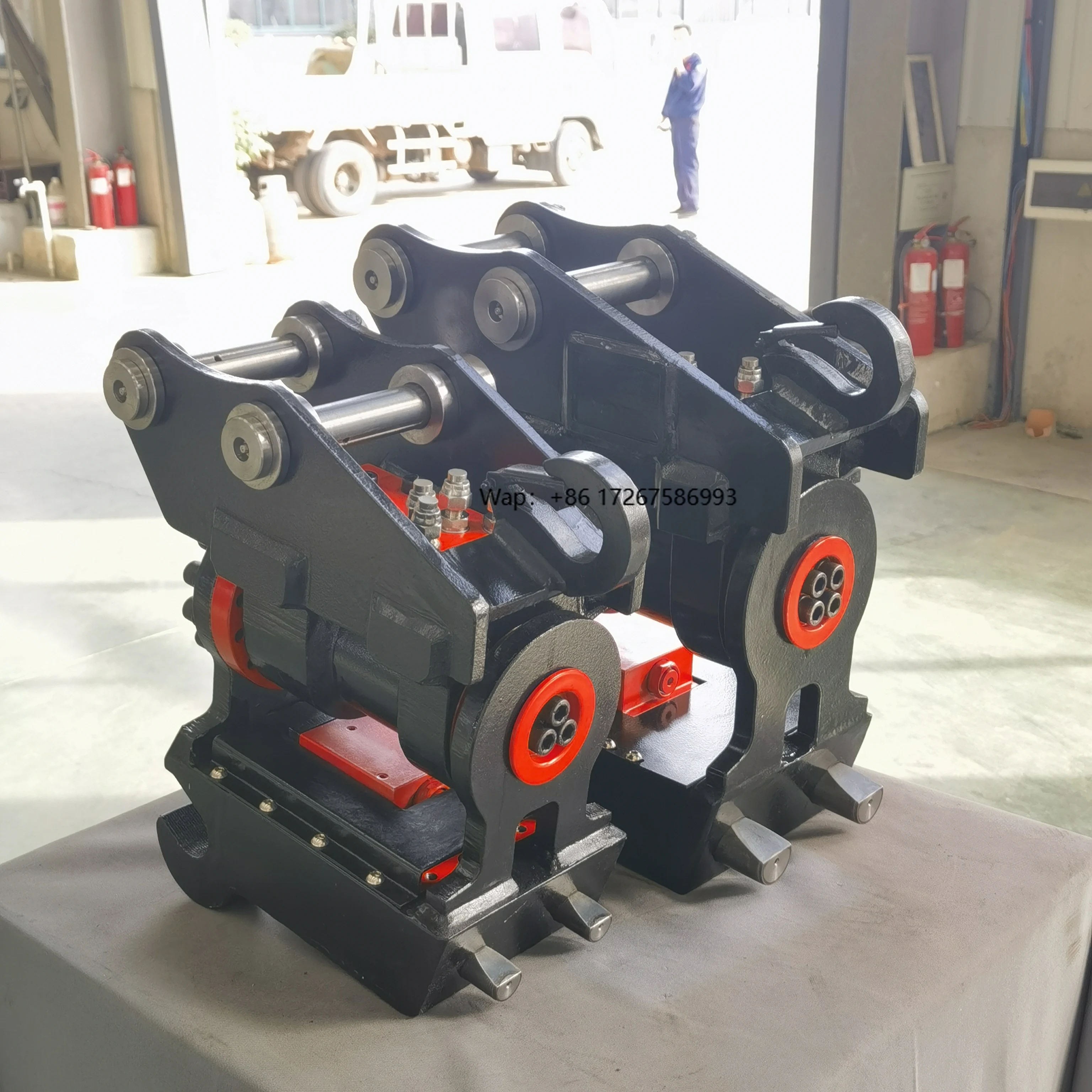 وصلة إمالة سريعة لآلات البناء للحفارة