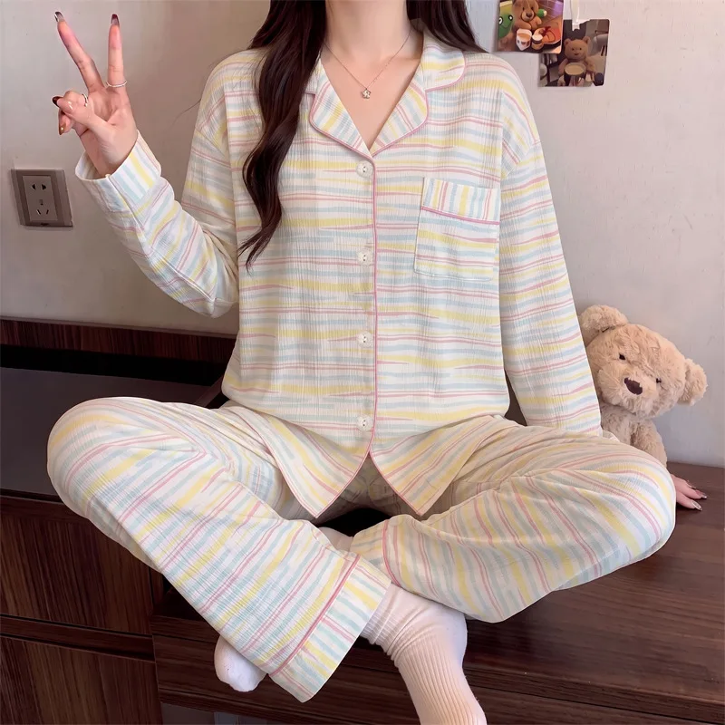 Spring and Autumn Sweet Dopamine Striped Wrinkled Fabric Sleepwear for Women Long Sleeved Casual Comfortable Pajamas Homewear