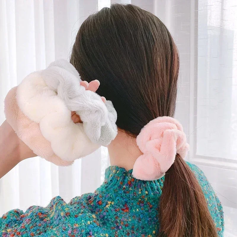 Cute Fashion Girls Warm Soft Hair Scrunchies Autumn and Winter Cute Plush Elastic Multicolor Rubber Band Loop Accessories