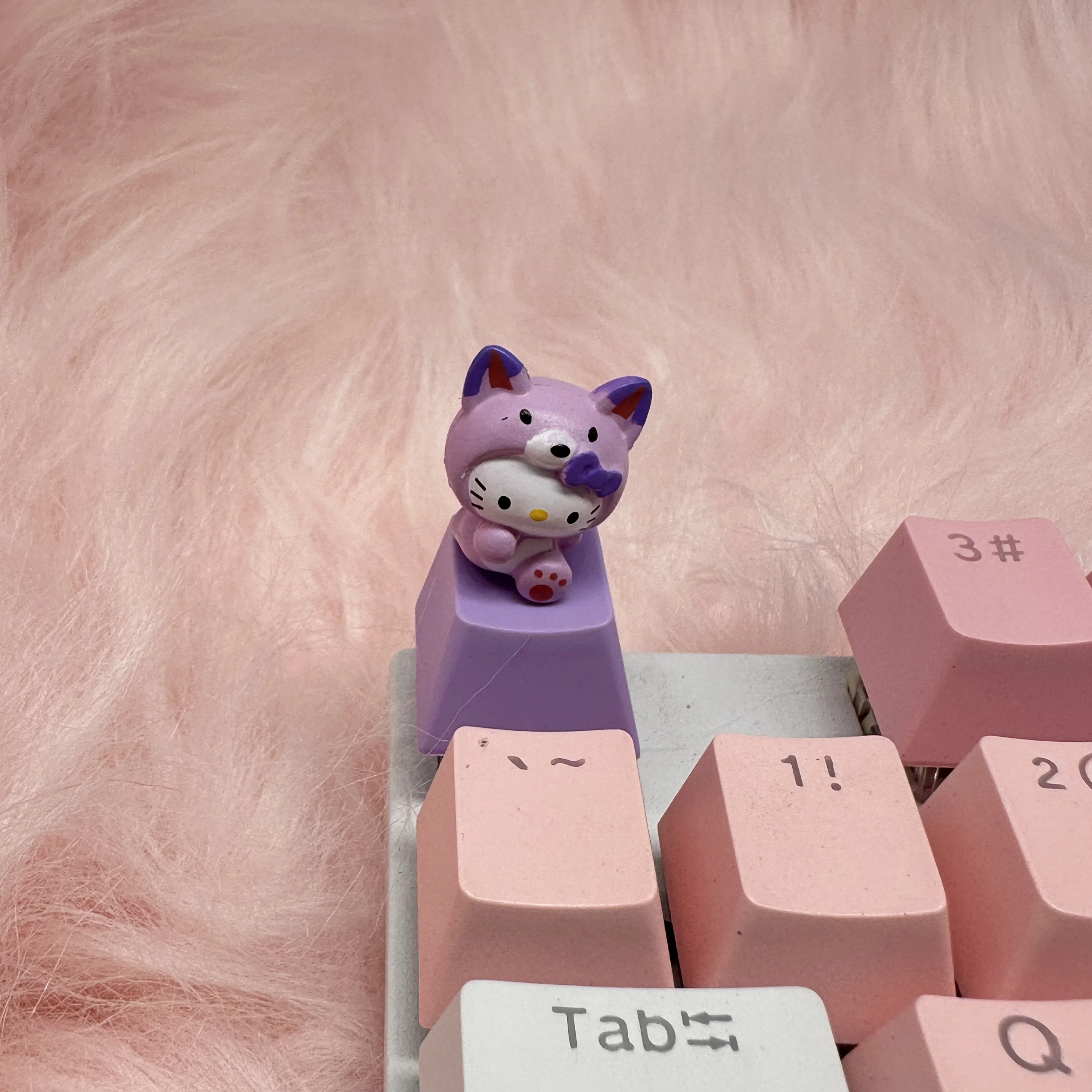 新しいキュートなピンクのKTキャット高品質R4PBTパーソナライズカスタム漫画メカニカルキーボードキーキャップ