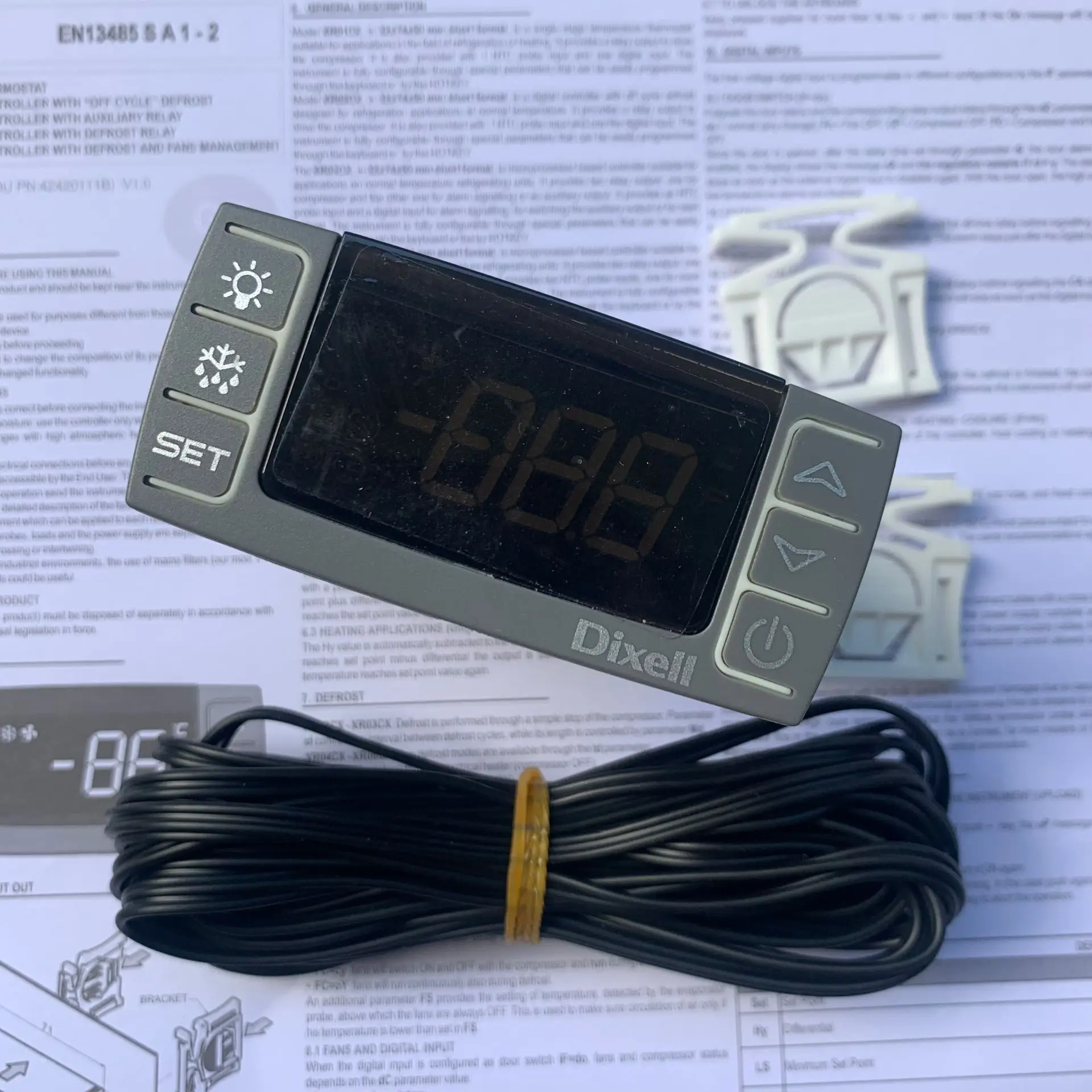 thermostat XR75CX-5N6I3