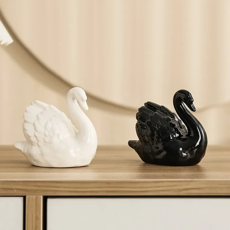 Lovers Swan Ceramic Trinket Creative Black and White Living Room Study Animal Bonsai DIY Soft Decoration Home Accessories