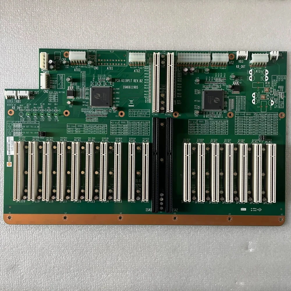 PCA-6119P17 REV.B2 لوحة التحكم الصناعية