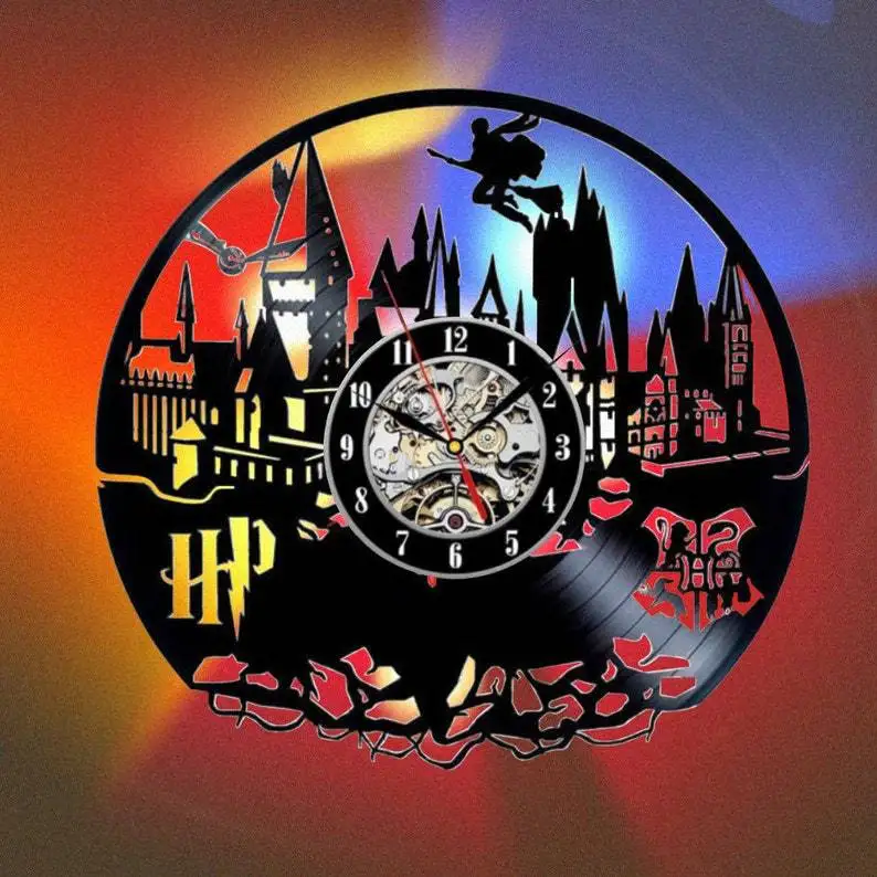 

Hogwarts-Express Vinyl Record Wall Clock LED Light 12 "Vinyl Quartz Clock | Creative Clock Birthday Gifts for Kids and Friends.