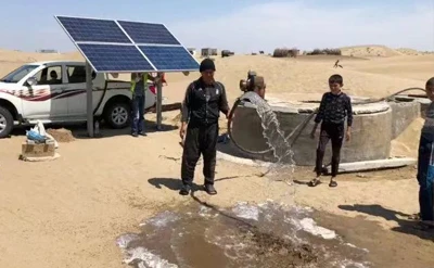 مجموعة مضخات مياه الآبار العميقة نظام الري بالطاقة الشمسية للزراعة بئر غاطسة بالطاقة الشمسية