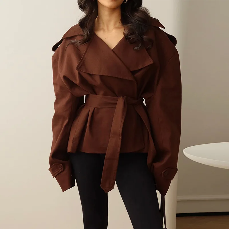 2025 Winter New Lapel Solid Color Belt Slim Short Trench Coat Women Outerwear