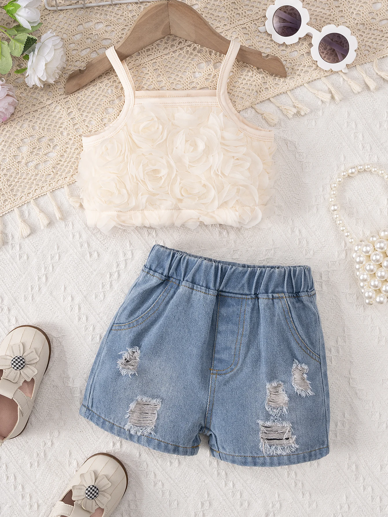 2PCS Summer Girls Set With Hanging Straps Flower Top Casual Denim Shorts Fashionable Infant and Toddler