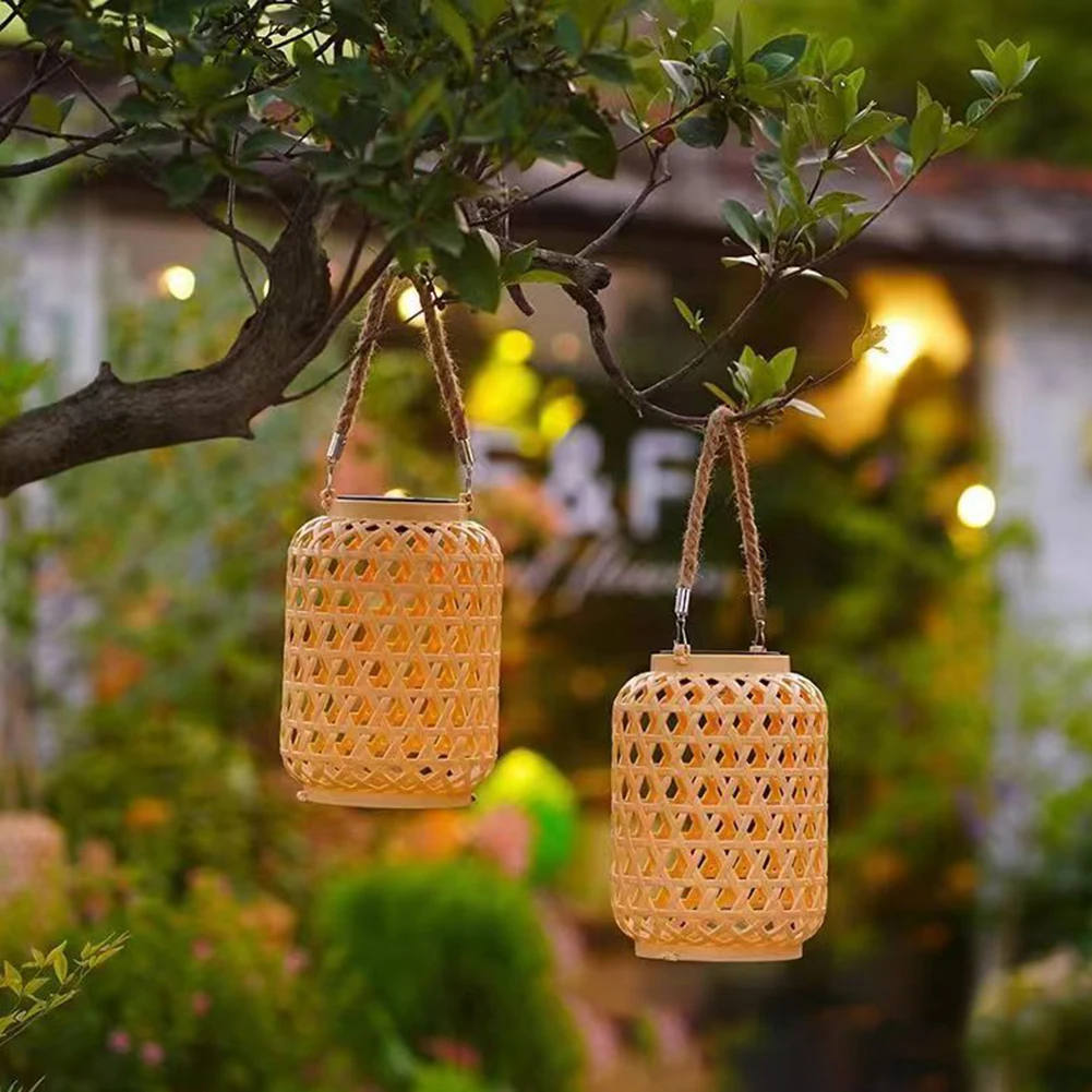 Solar Rattan Lantern Waterproof Outdoor Hanging Light with Handle Outdoor Solar Hanging Lantern for Yard Patio Home Decoration