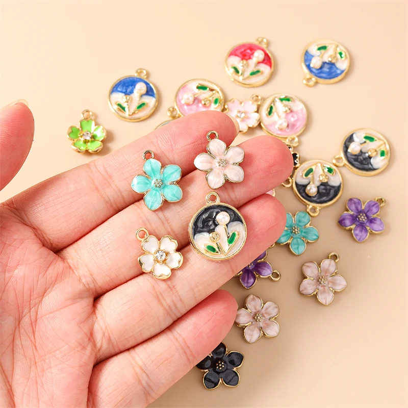 20 Stück niedliche, bunte Emaille-Blumenanhänger zum Basteln von Ohrringen, Anhängern, Halsketten, Armbändern, DIY-Bastelarbeiten und Schmuckzubehör ﻿ – Detail 1