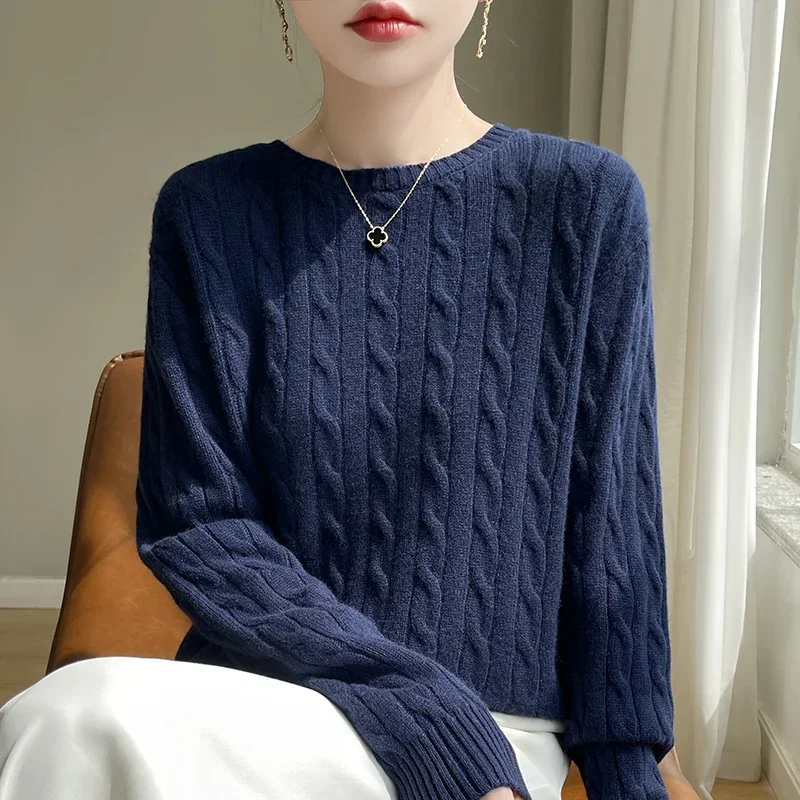 Utumn and Winter New Thick Wool Knitted Sweater Round Neck Twist Loose Fashion Knitted Bottoming Shirt Top 2024