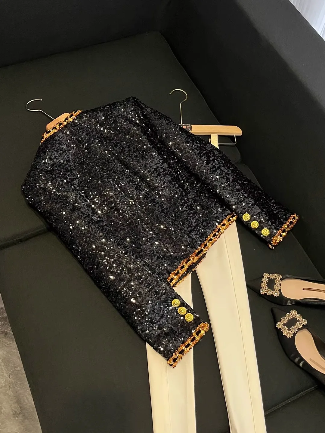 Fall 2026 New Heavy Work Sequin Chain Short Open Cardigan Short Jacket Elegant Ladylike A3181 Commute Style Slim Fit Long Sleeve