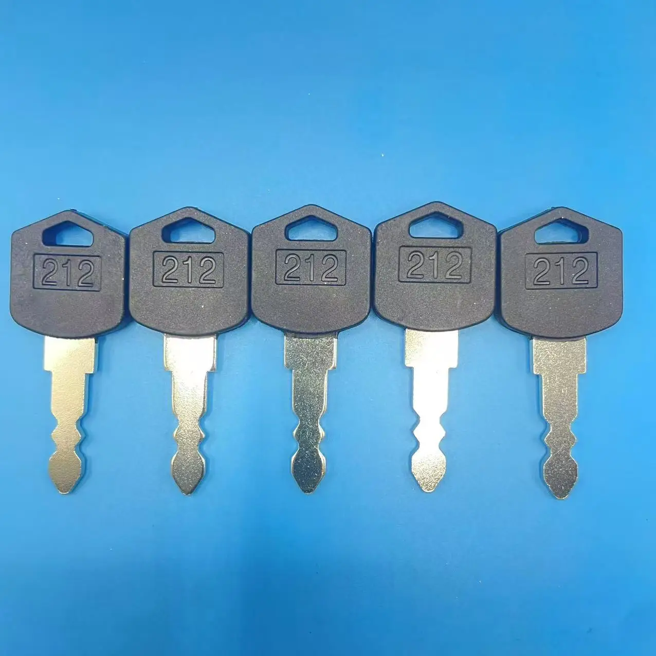 1/5/10Pcs 212 KEYS Car Assessories Parts Metal Ignition Keys Black Key Forklift Key for Harvester