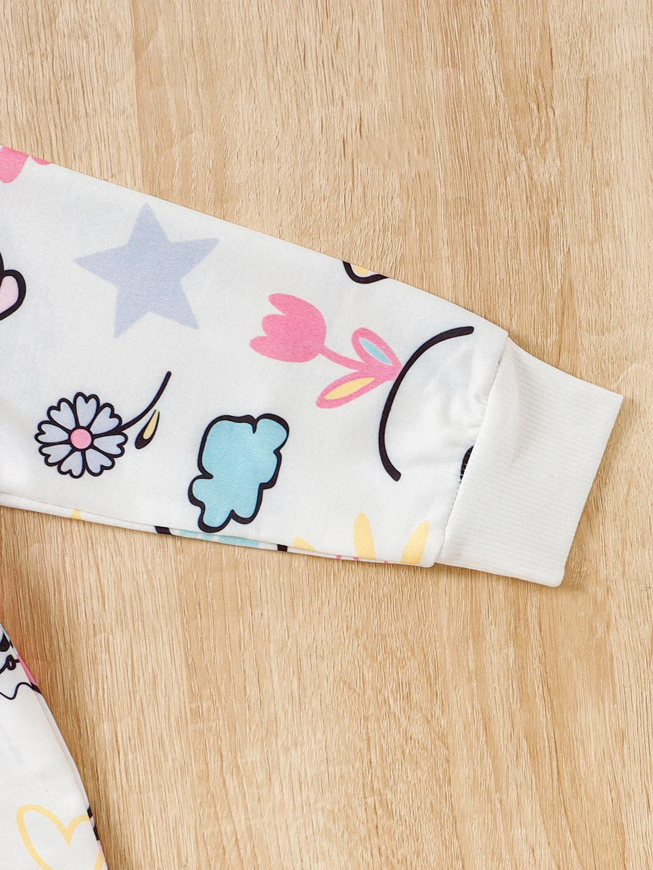 Kinderbekleidung, Mädchen-Hoodie, Rundhalsausschnitt, Graffiti-Blumenmuster, langärmeliges, lässiges Oberteil für Mädchen im Alter von 4-7 Jahren, Herbst-Hoodie – Detail 3