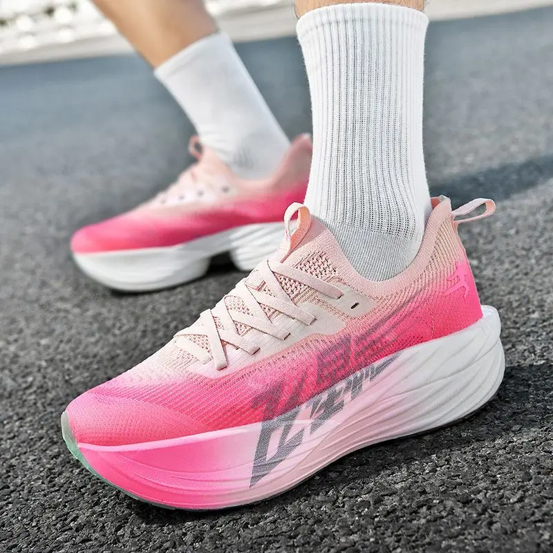 2025 New Men's Professional Running Shoes Wear-resistant Ultra-light Athletic Shoes Marathon Carbon Plate Youth Running Shoes