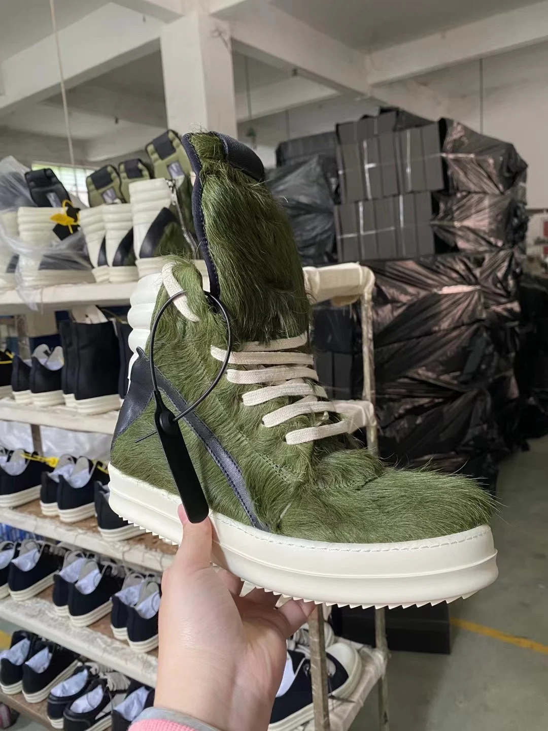 Ricks New Men's Luxury Casual Shoes Owen Women Casual Sneakers Green Long Horsehair Inverted Triangle Lace-Up Zipper Ankle Boots