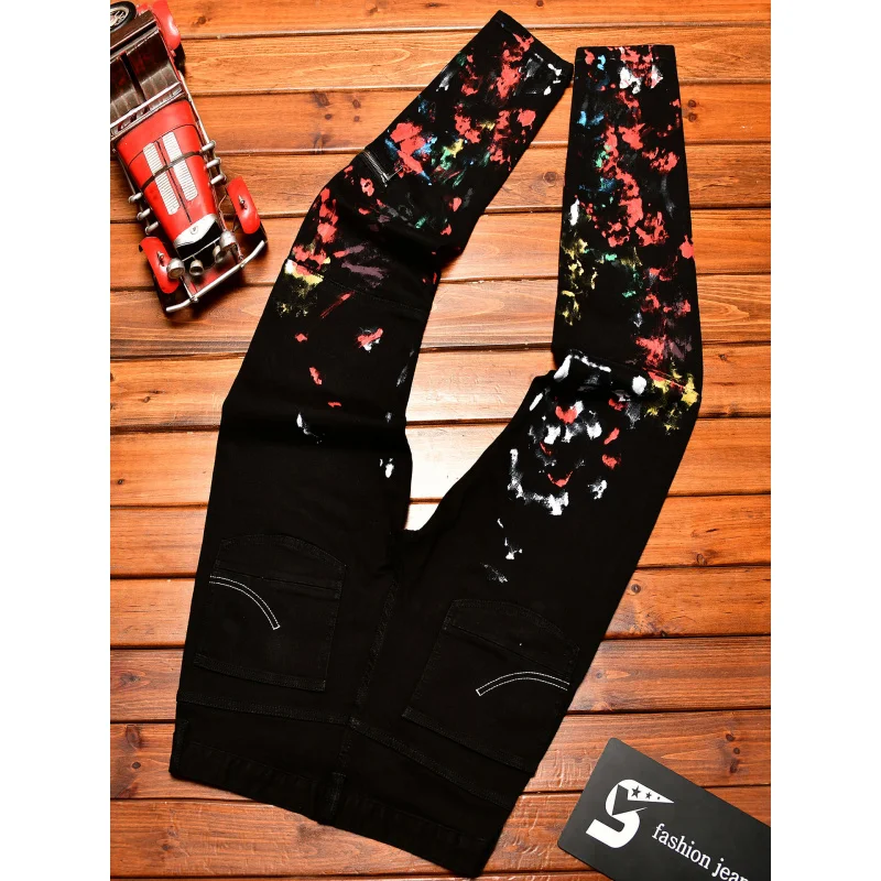 جينز أسود عالي الجودة للرجال، اتجاه قديم، طباعة طلاء، أقدام صغيرة، نمط شارع الخريف الرائع، سراويل مرنة