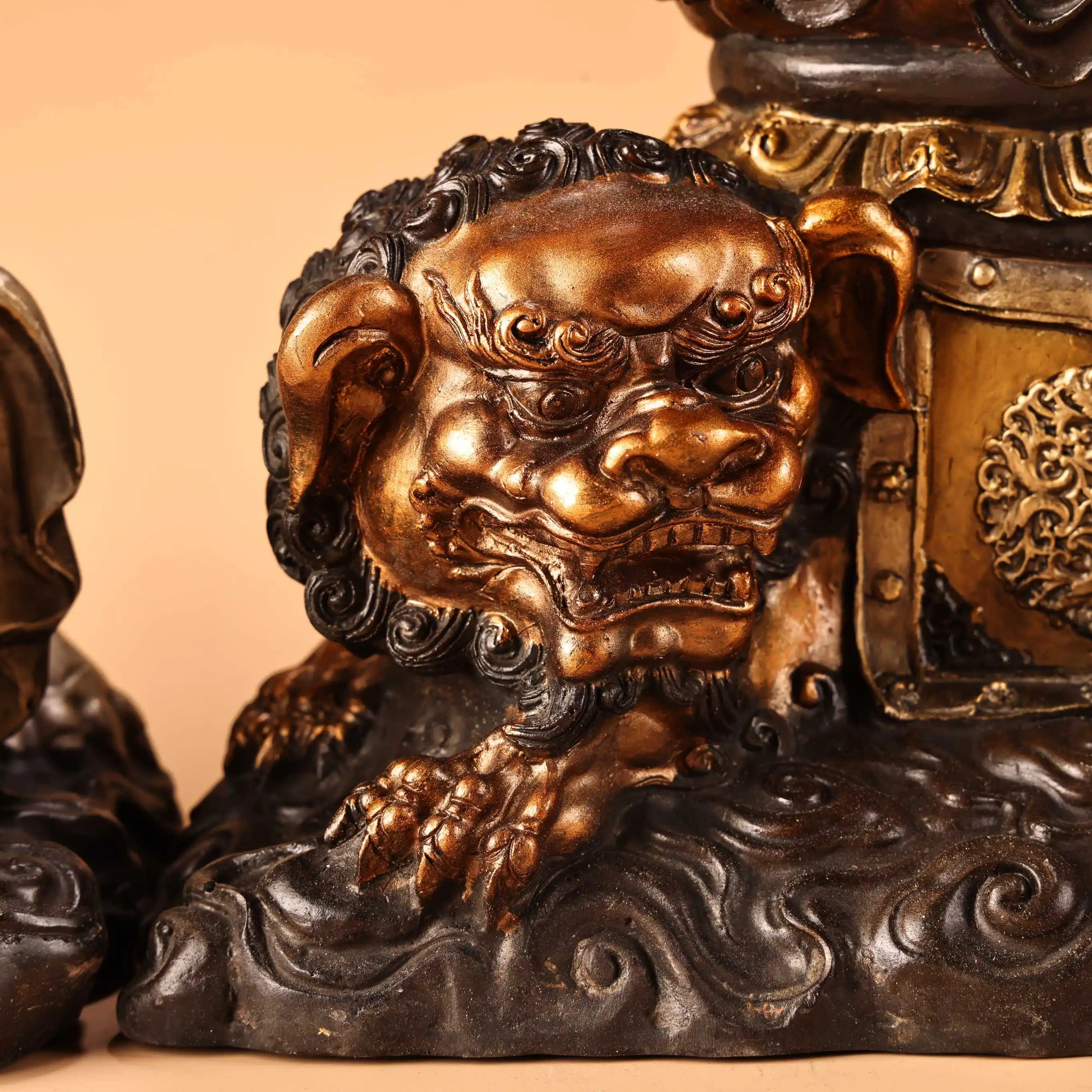 Bronze Gilded Silver Painted High Relief Manjusri Bodhisattva Samantabhadra Bodhisattva Sitting Buddha Mount backlight