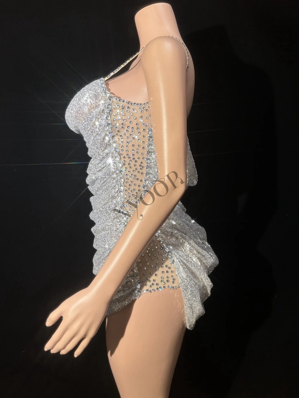 Sparkly Silver Sequins Rhinestones Mini Dress Sexy Evening Celebrate Party Birthday Dress Show Stage Wear Photo Shoot Dress