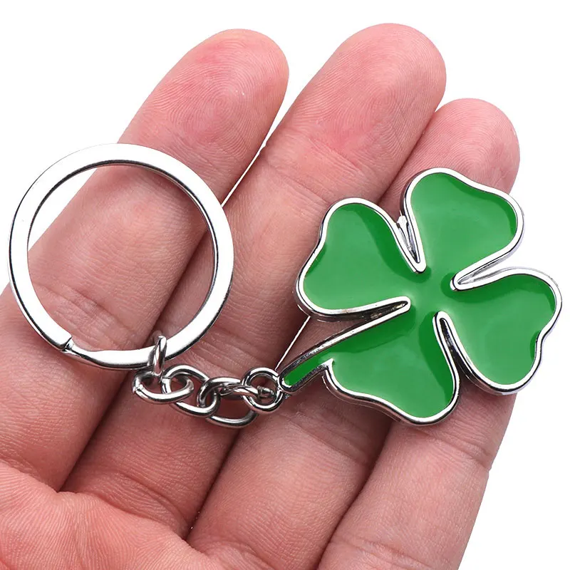 3D Metal Key Chain Four Leaf Clover Emblem Car Keychain Key Rings Decorations For Alfa Romeo Sportiva Badge Tonale Giulietta 157