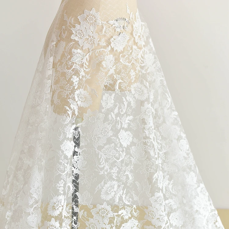 

White High-Quality Cotton Patterned Mesh Embroidered Lace Fabric for Wedding Dresses Dress Decorations And Clothing Accessories