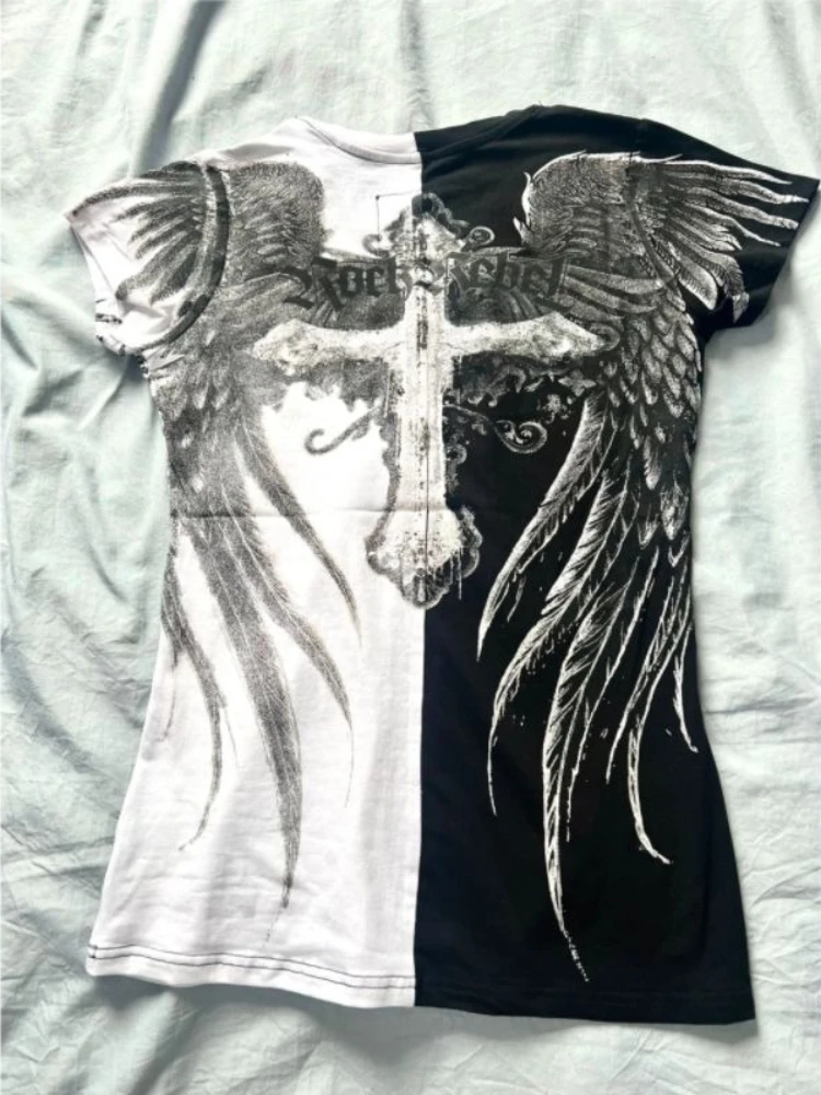 

Deeptown Y2k Gothic Graphic T-Shirts Women Vintage Grunge Short Sleeve American Style Tees Slim Punk V Neck Gyaru Streetwear