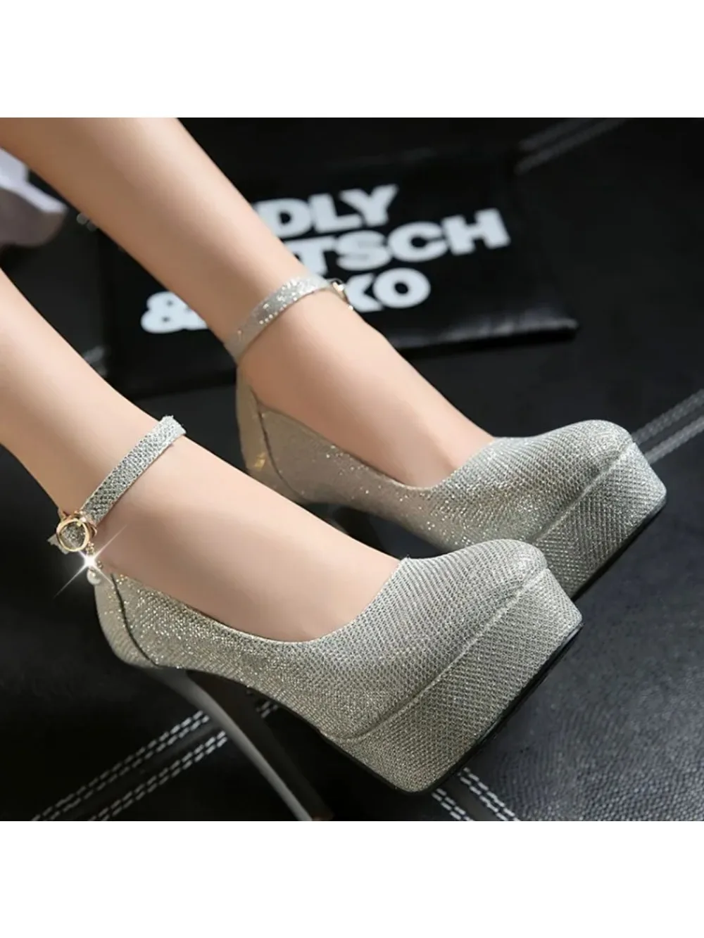 Spring and Autumn Style Ladies Sexy Shoes  Women Zapatos De Mujer High Heels Wedding Sapato Feminino Chaussure  Pumps T506