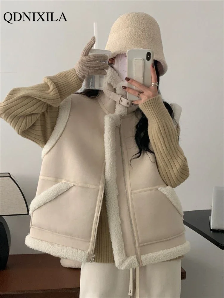 2023 Winter New Warm Thickened Lamb Fur Integrated Women\'s Vest Padded Fleece Standing Collar Korean Outerwear Sleeveless Jacket