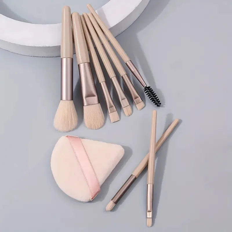 8 mini brosses + bouffée de velours double face |   Pour poudre/blush/fard à paupières/Mascara |   Idéal pour les voyages | Parfait pour le maquillage en déplacement
