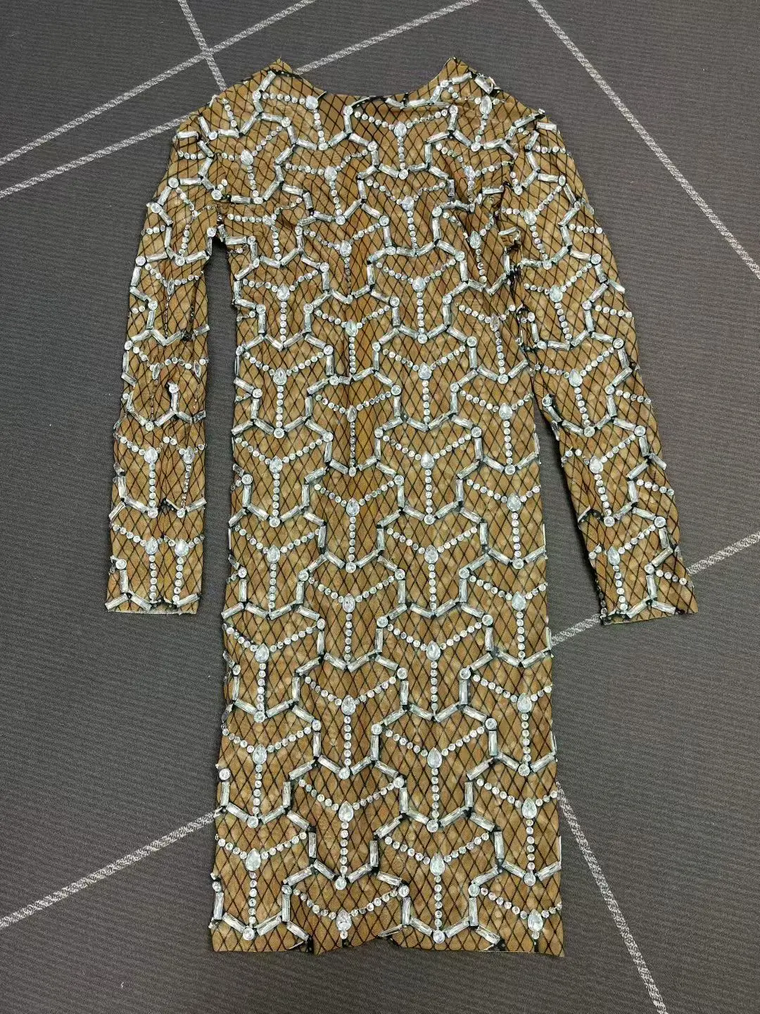 Heiwangzhu Neues Langarm-Abendkleid, glänzendes Silber, Diamantgitter, Ballkleider, Hochzeit, Bankett, Geburtstag, Cocktailparty-Kleid