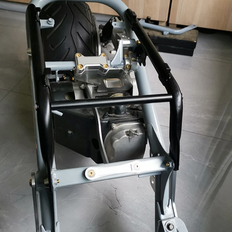 Lowed Frame Bars Bracket Carbon Steel Motorcycle Mount Bracket with Split Frame, Integrated Attachment Features 68UF