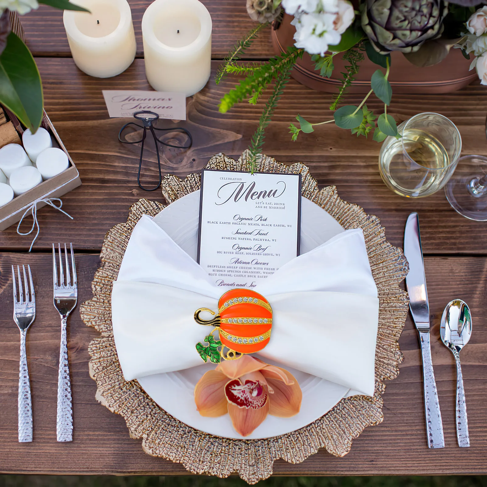 

4Pcs Harvest Festival Pumpkin Napkin Rings Decorative Alloy Napkin Holders for Thanksgiving Dinner Party Table Setting