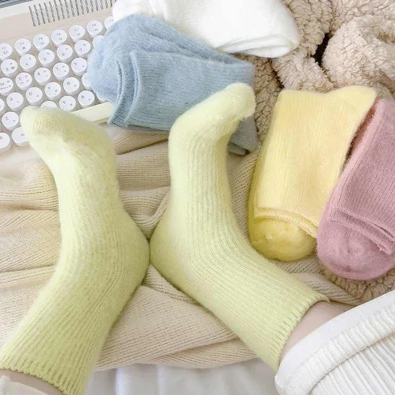 Thick Cashmere Socks Warm Winter Luxury Women Wool Casual Japanese Fashion Solid Color Comfortable Home Sock Long High Quality