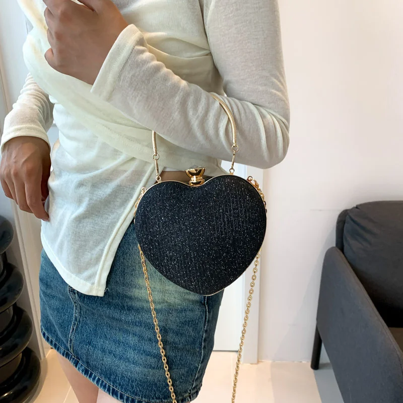 Evening Clutch Bag Women Bag Shiny Handbag Heart Shape Metal Clutches Bag Fashion Chain Shoulder Crossbody Bag Luxury Lady Purse