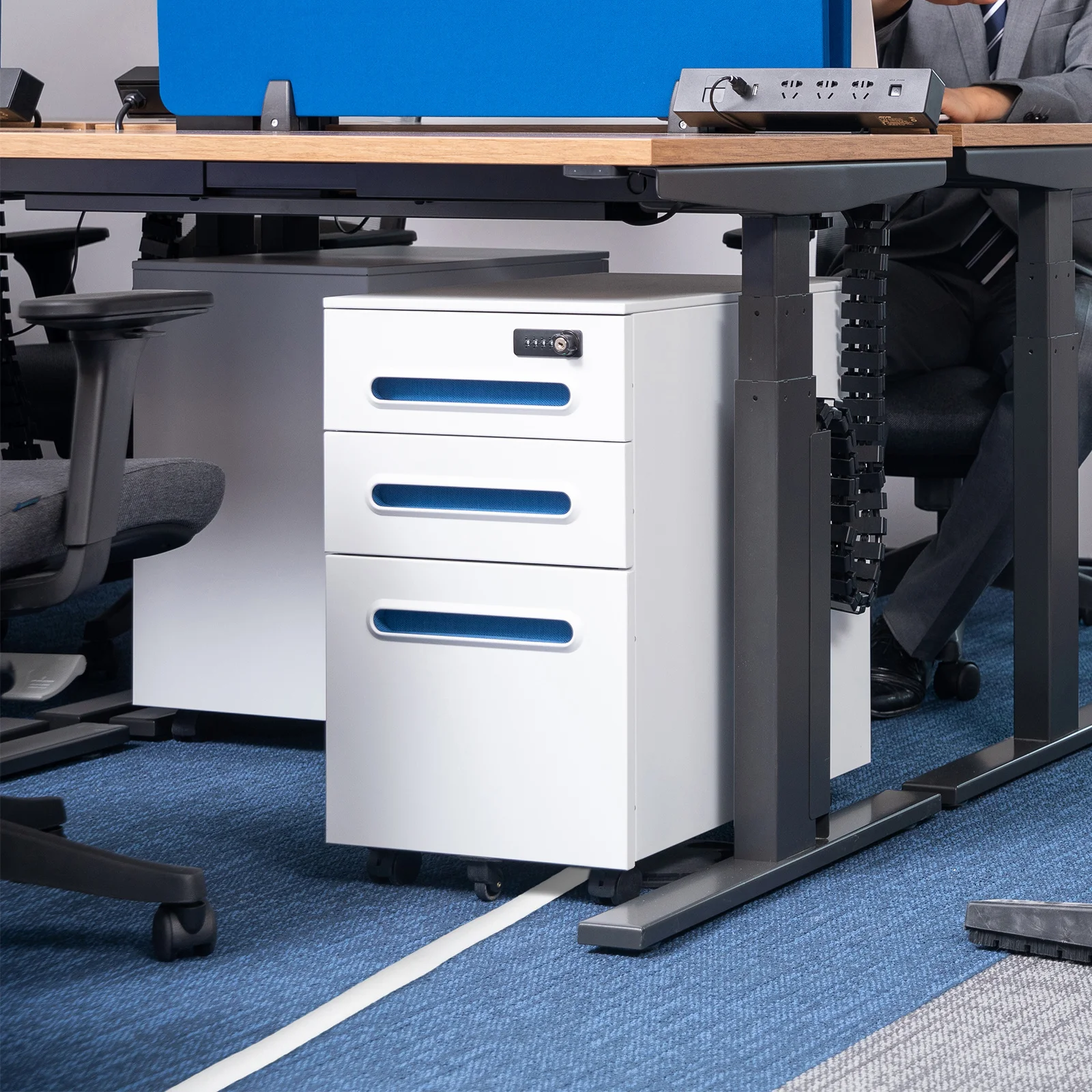 

1 рулон, 2-метровый гибкий кабельный рукав для пола, стены, скрывающая защита, самоклеящийся шнур из ПВХ в помещении и на открытом воздухе