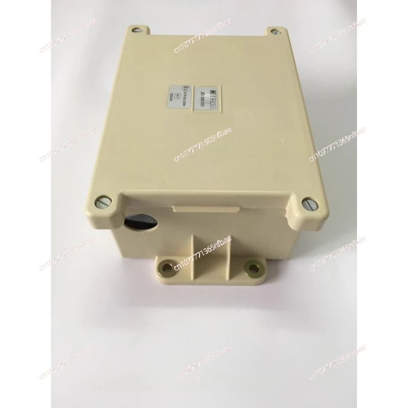 12V Retarder Control Box Relay JD331121 Is Suitable for RV China-Pakistan Sanitation Vehicle Special Tractor