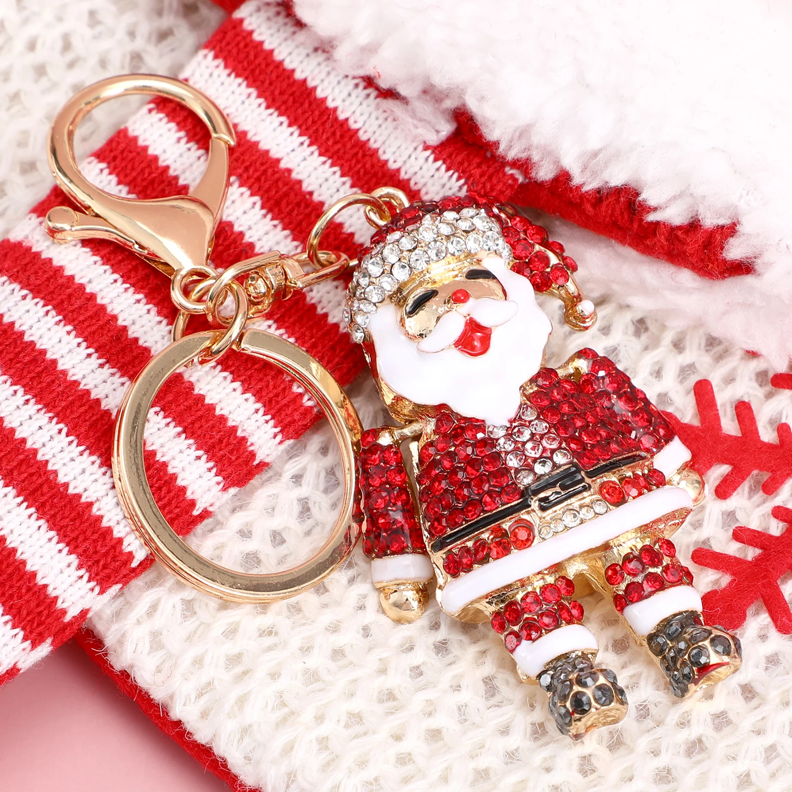 

Rhinestone Keychain Cartoon Santa Claus Pendant for Handbags Car Keys Decorative Zinc Alloy Craft Gift Unique Shape Design