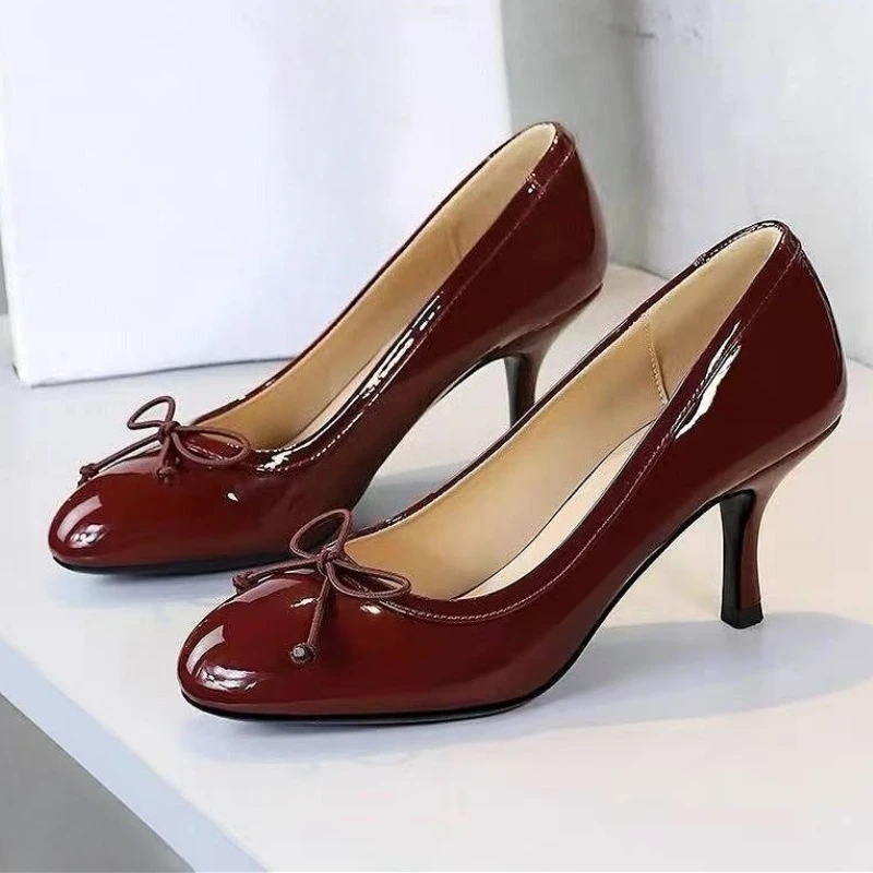 

High Quality Patent Leather Designer High Heels Ladies Sweet Bow Decoration Elegant Women Pumps Luxury Party Stiletto Dress Shoe