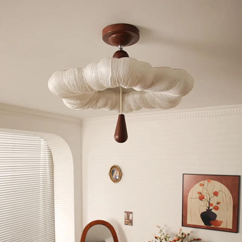 French antique bedroom chandelier,  advanced sense, Song Dynasty aesthetics, personalized lamps