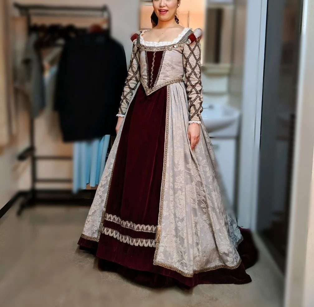 Robe de bal en velours Renaissance Tudor du 16ème siècle médiéval, robe de cour reine princesse élisabéthain, Costumes de reconstitution de théâtre